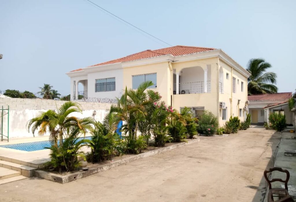 VILLA A VENDRE SOCOPRISE POINTE-NOIRE